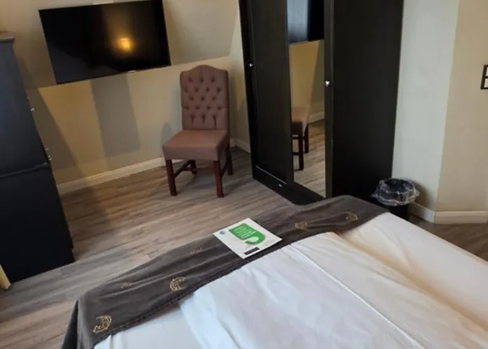 Hotel Business & Boutique