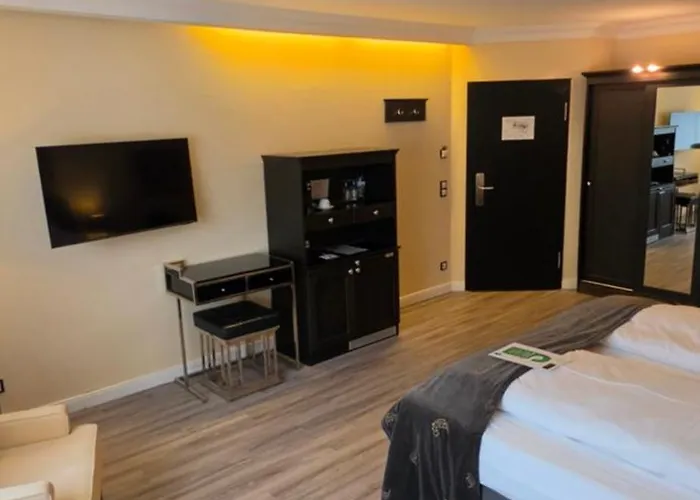 Business & Boutique 4*